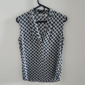 Halogen Sleeveless Geometric Blouse in Black, Green and White